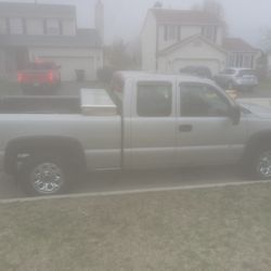 2005 Gmc Plow truck.  