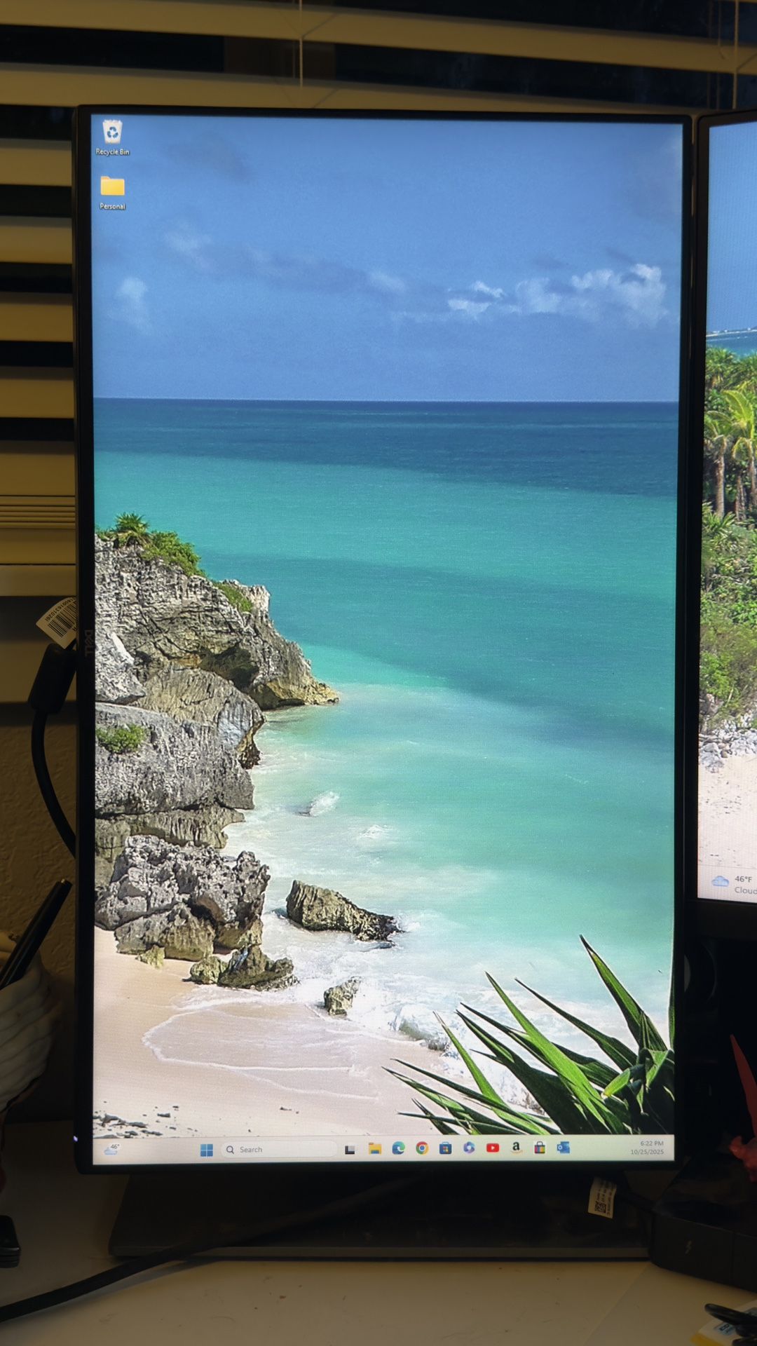 Dell Ultrasharp 24 inch Infinity Edge  U2417H, Full HD 1920 X 1080 At 60 Hz, Anti-Glare