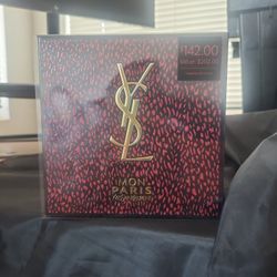 Mon Paris perfume by Yves Saint Laurent (Woman)