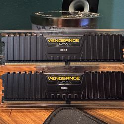 Corsair 16GB VENGEANCE RAM