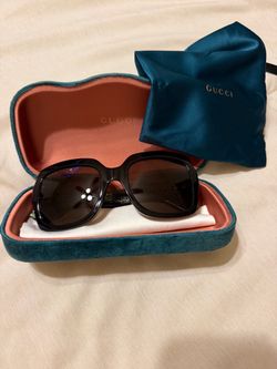 Women’s Gucci Sunglasses GG0036SN