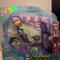 Mermaid High, Mari Deluxe Mermaid Doll & Accessories