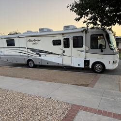 2000 Fleetwood Pace arrow