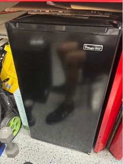 Magic Chef refrigerator