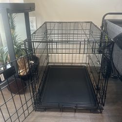 🦴 Medium Black Metal Dog Crate – Great Condition!