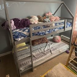 Montessori Twin Bunk Bed