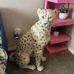 Giant Leopard Cheetah Jaguar Sculpture 