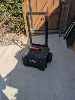 RIDGID Pro Gear System Rolling Tool Box