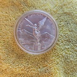 2023 Mexican 2 Onzas Silver Coin Libertad