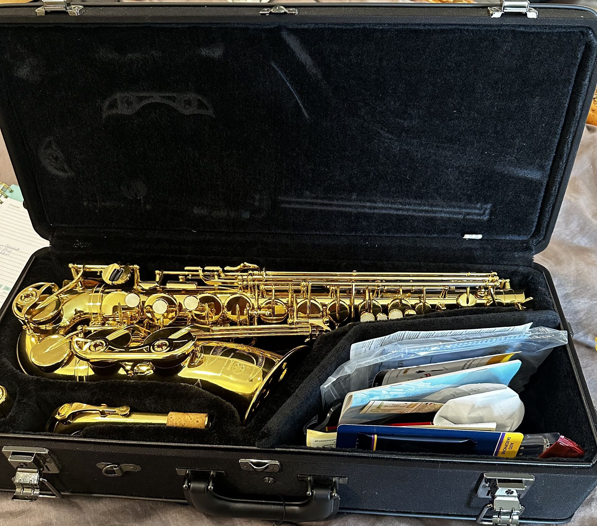 Yamaha Alto Saxaphone hardly Used Yas-62