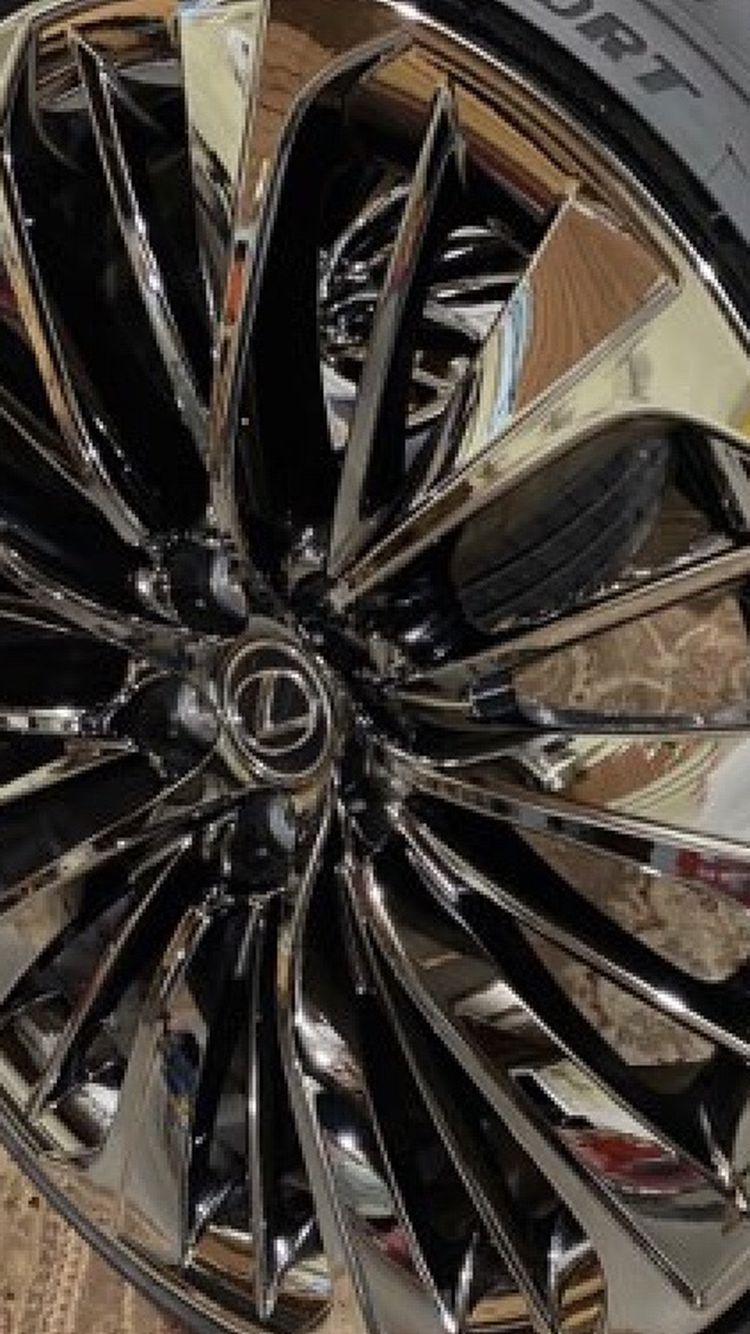 20”Lexus Rims And Tires