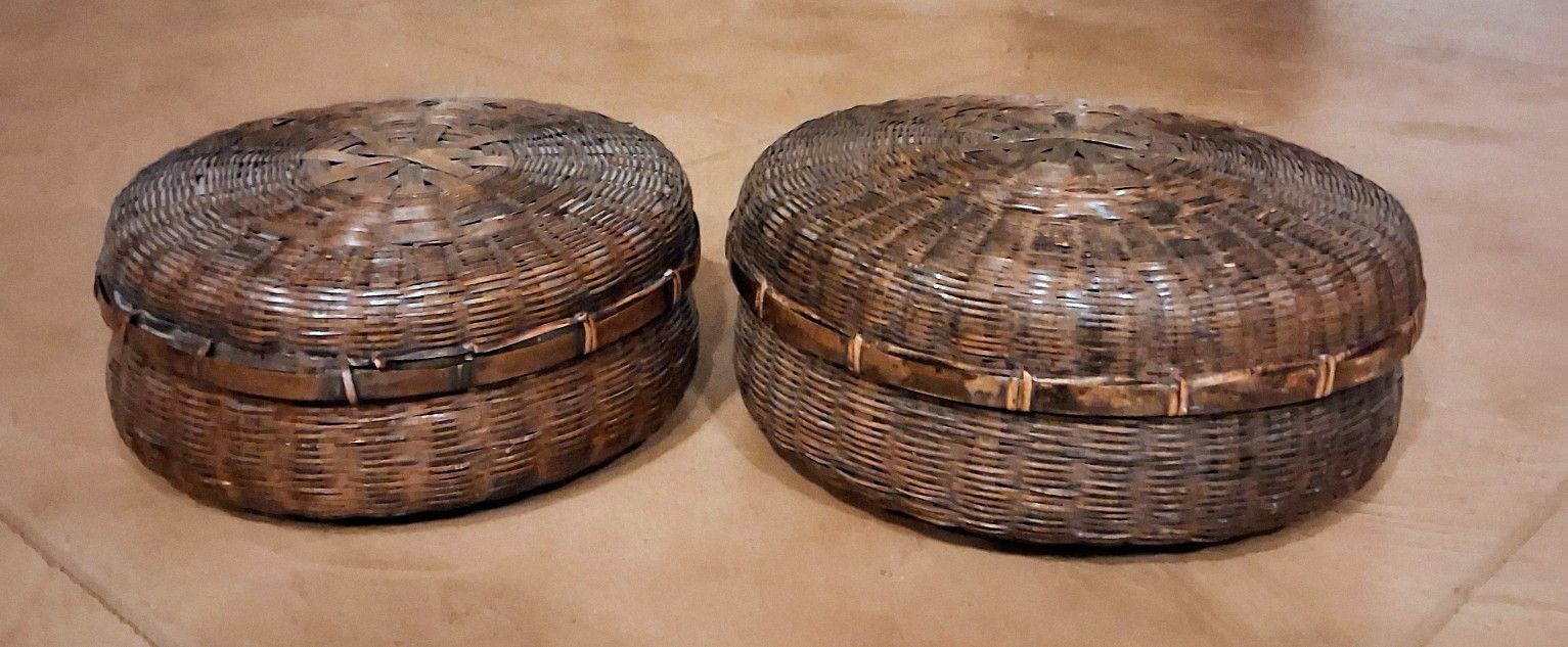 Vintage Chinese Nesting Sewing Baskets