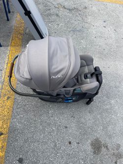 Nuna Pipa Car Seat, Base
