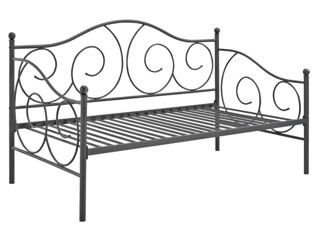 Victorian Daybed,  With Firm Full Sized Mattress