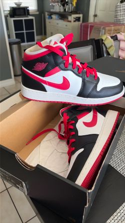 air jordan 1 mid
