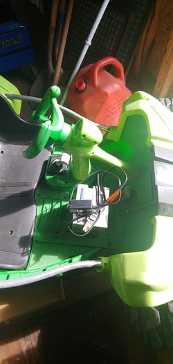 Fisher Price Power Wheels -12 v