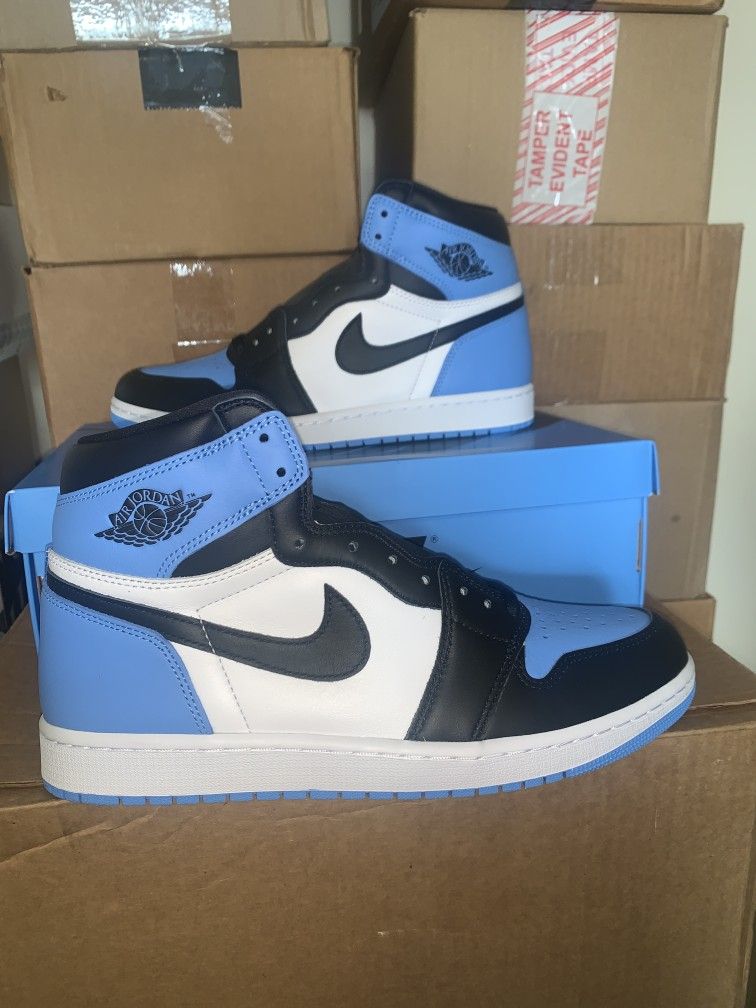 Brand New Men's Air Jordan Retro 1 High OG Unc Toe Size 10.5