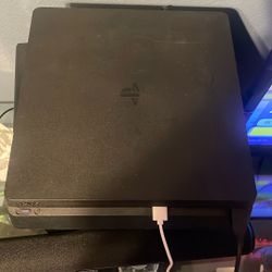 Used PS4 