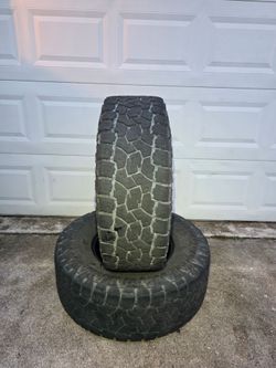 LT 35X12.5R17 Toyo Open Country A/T III tires