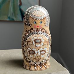 Handcrafted Matryoshka Nesting Doll ( set of 5 ) firm on price 