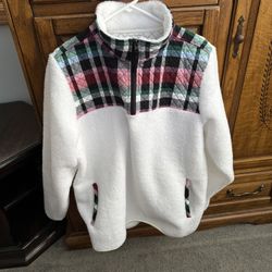 Vera Bradley Brand New Fleece Pullover 
