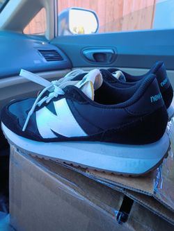 New Balance 237