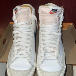 Nike Mens Blazers Mid ‘77 Vintage