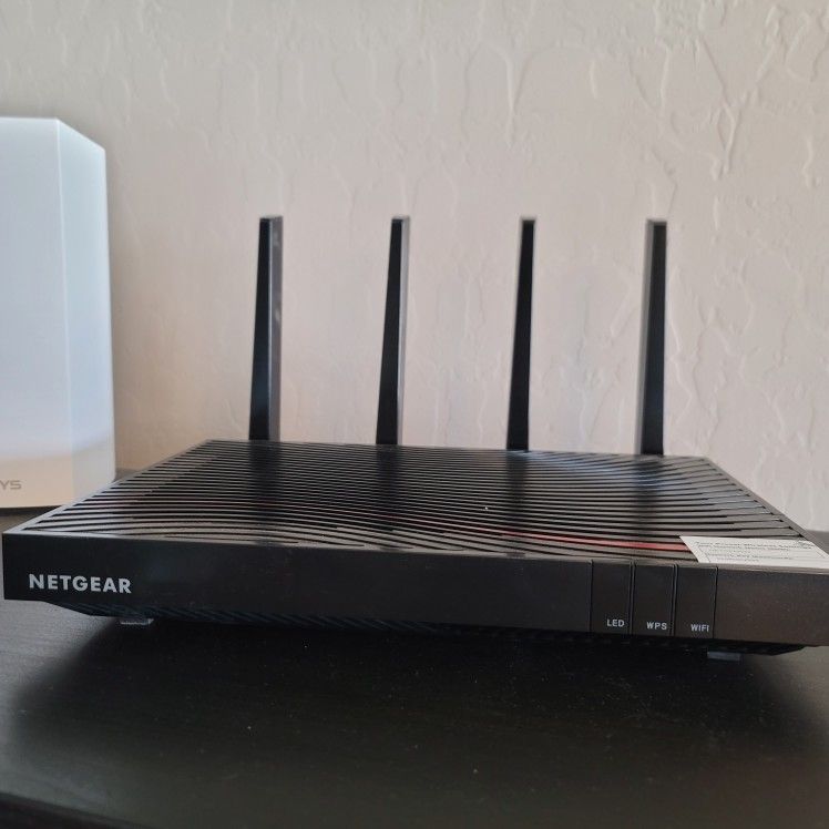 NETGEAR Nighthawk X4S C7800 modem /router