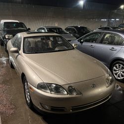 Lexus SC 400