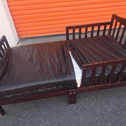 Bendo Esta Camita  Tra E Dos Colchones  $50