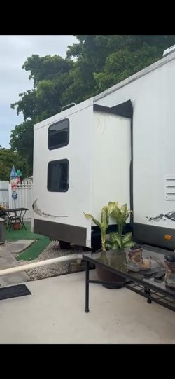 2014 Forest Sierra Camper