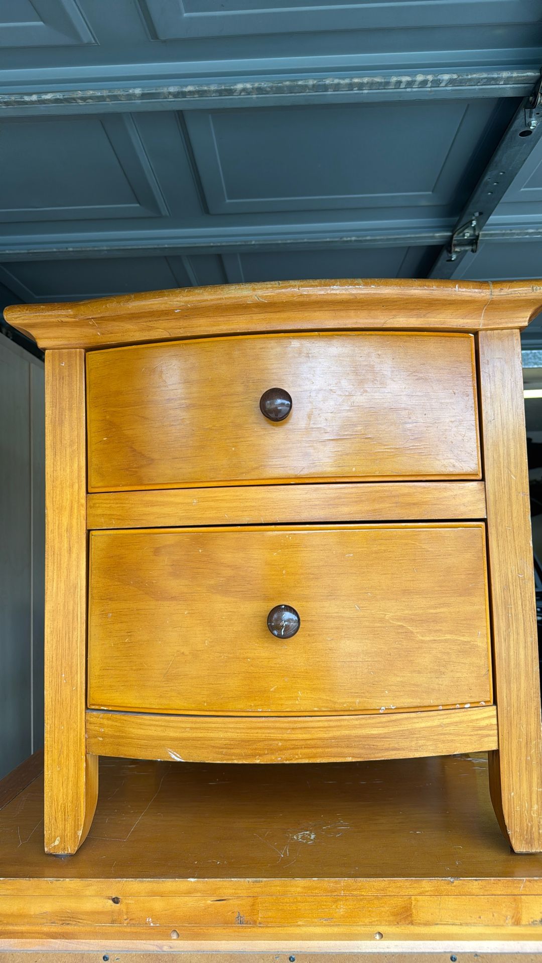 Night stand 2 Drawer