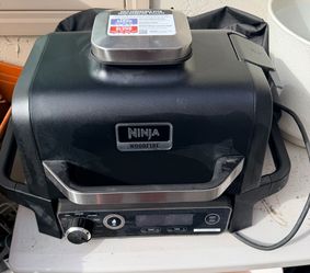 Ninja Woodfire Outdoor Electric Grill & Smoker OG700 Series – Excellent Condition