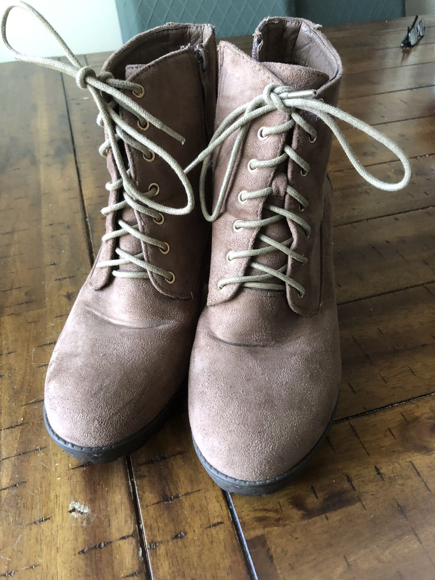 Womens Boots