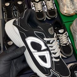 Black/White Dior B30s Sizes 8-9-11-12-13