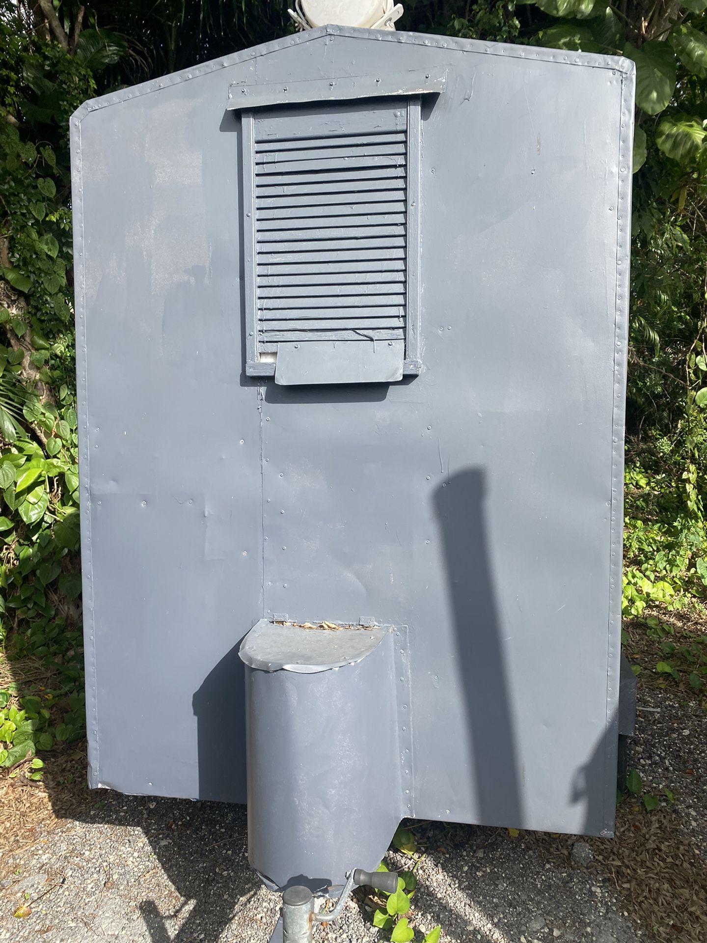 Small Food trailer With Everything.