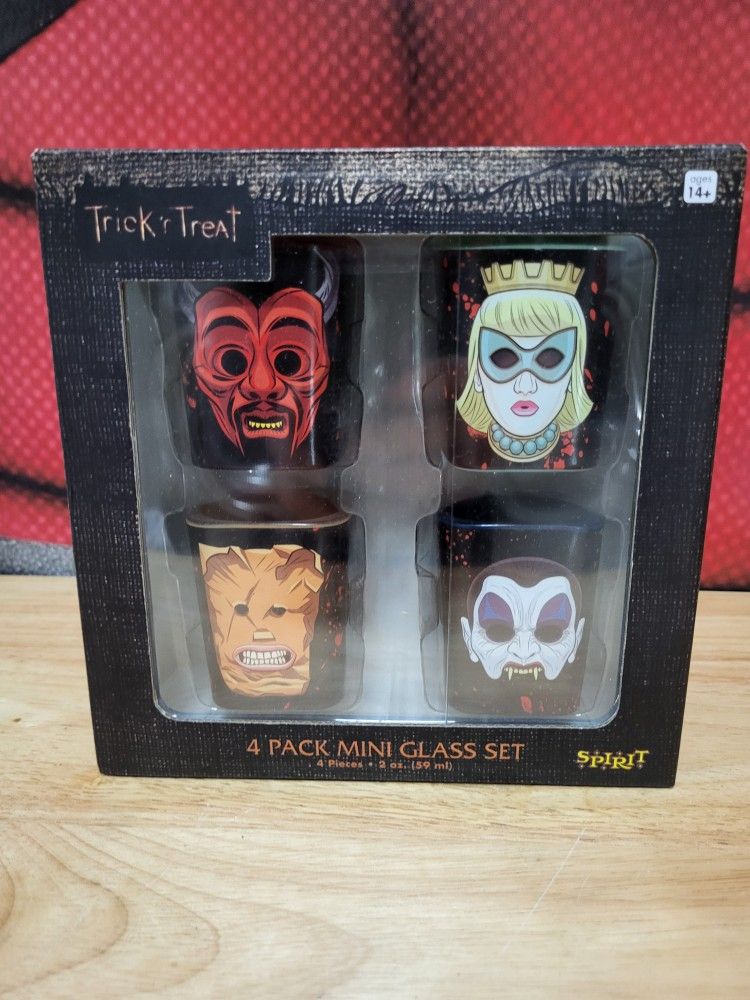 Trick R Treat Shot Glasses