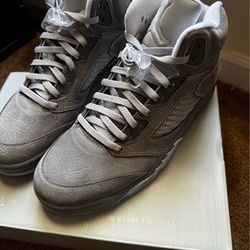 Wolf Grey 5s 10.5
