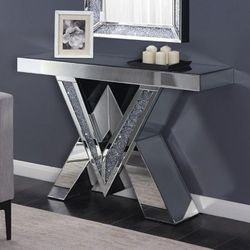 GLITZ GLAM HOLLYWOOD VIBE MIRRORED FAUX DIAMONDS BLING-SOFA-CONSOLE HALL -ACCENT-TABLE