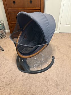 Baby swing/chair