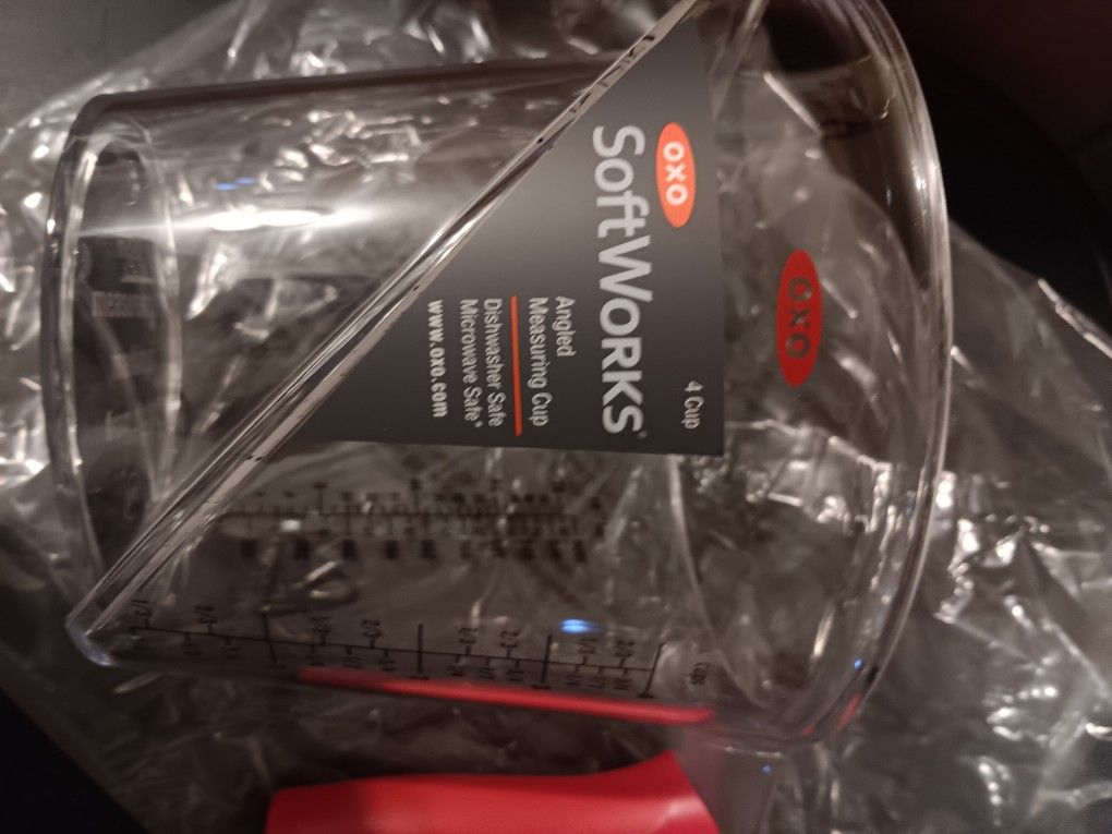 Slanted Measuring Cup