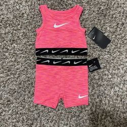 Toddler Girls 2 Piece Nike Set