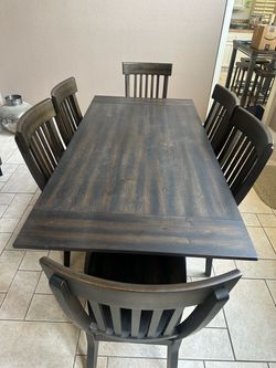 Formal dining table