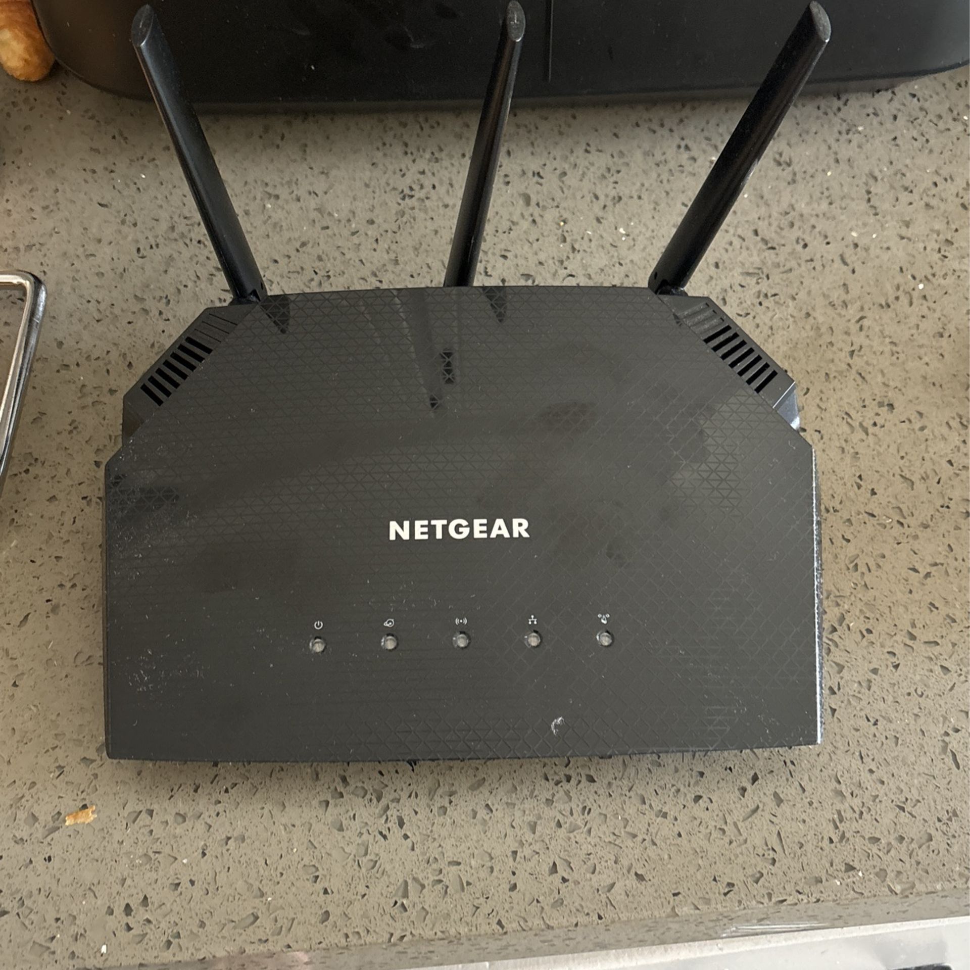 Netgear Ax1800 Router