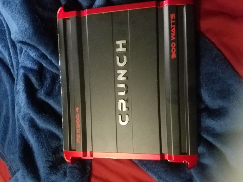 Crunch pzx 900.4 amp