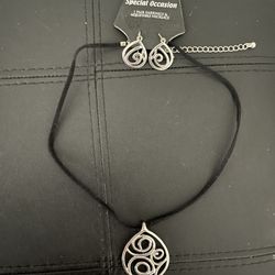 Teardrop Silver Filigree Necklace & Earring Set 