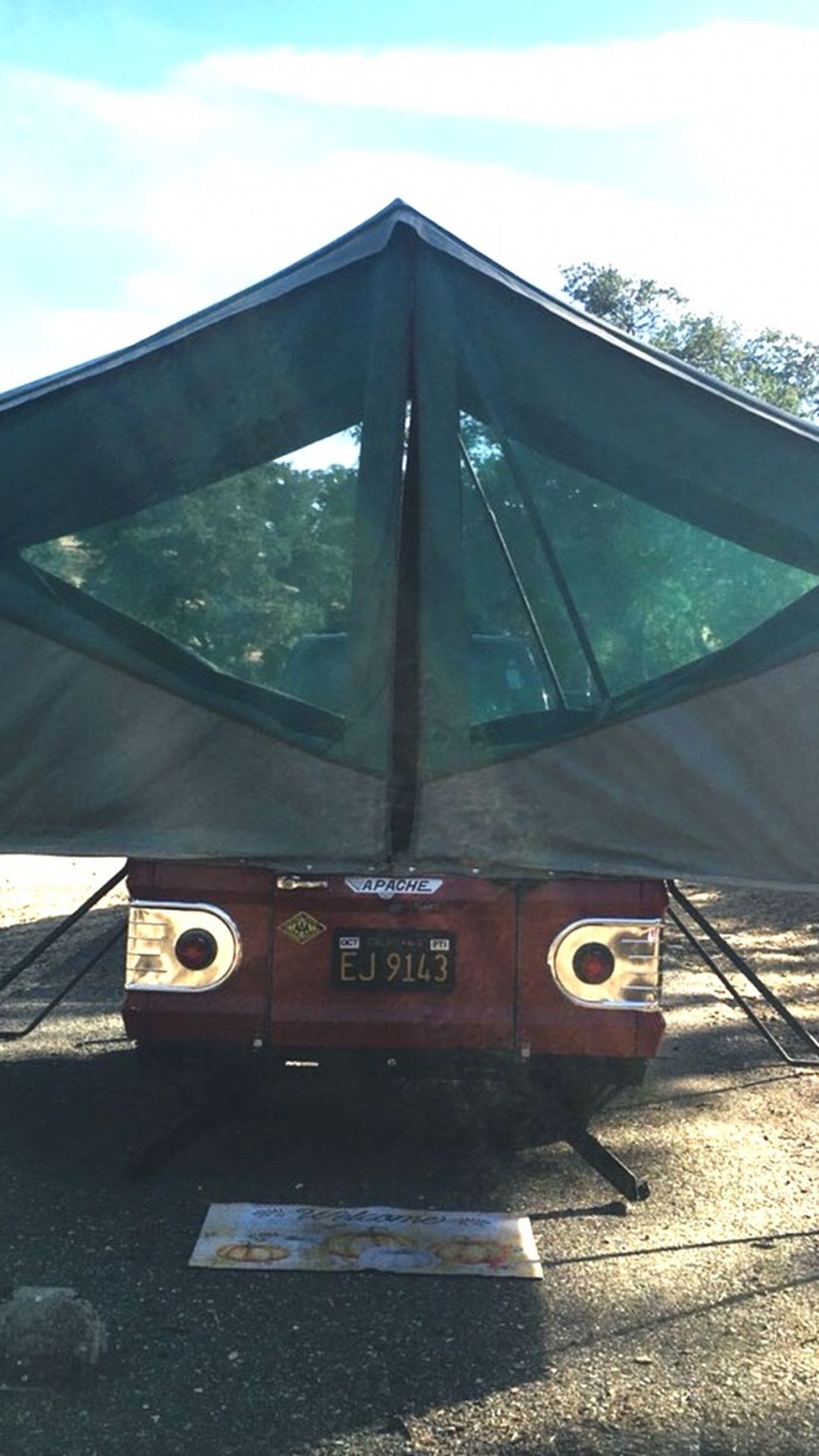 Vintage 1965 Apache Raven Pop Up Tent Trailer