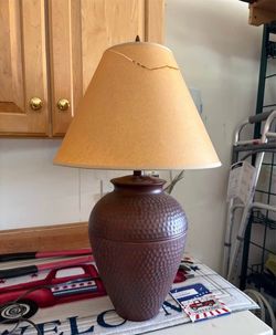 Hammered Bronze Urn Table Lamp