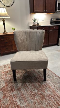 Armless Chair