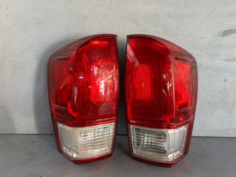 2016 2017 2018 2019 2020 2021 2022 2023 TOYOTA TACOMA REAR LEFT & RIGHT TAIL LIGHTS OEM